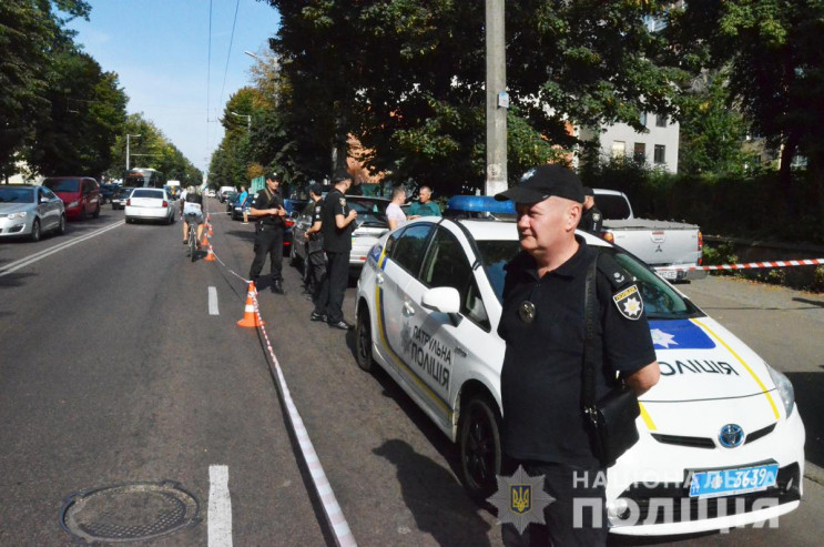 Під час пограбування у Житомирі поліцейс…