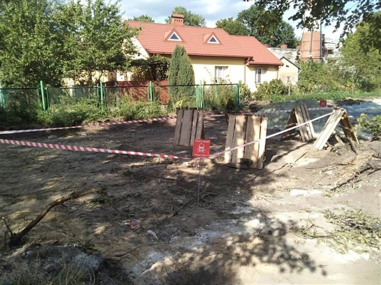 У Львові через артснаряд евакуюали всіх…