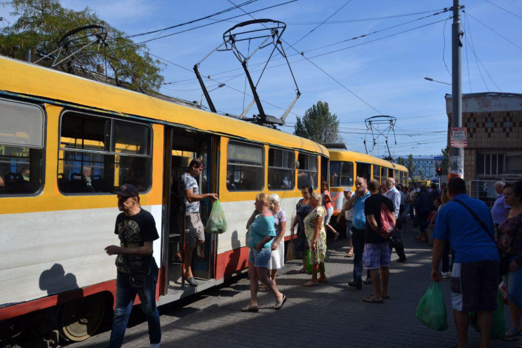 В Одессе снова заработали двойные трамва…