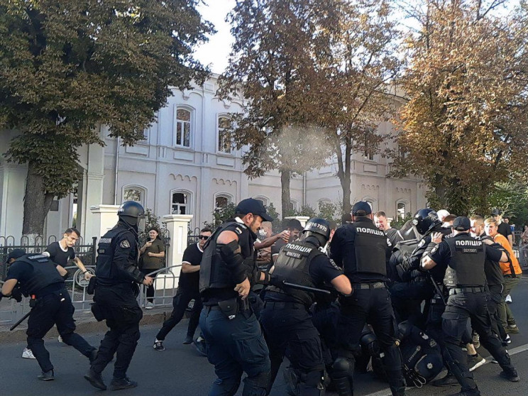 Бійка після "Прайду" в Харкові: Суд ареш…