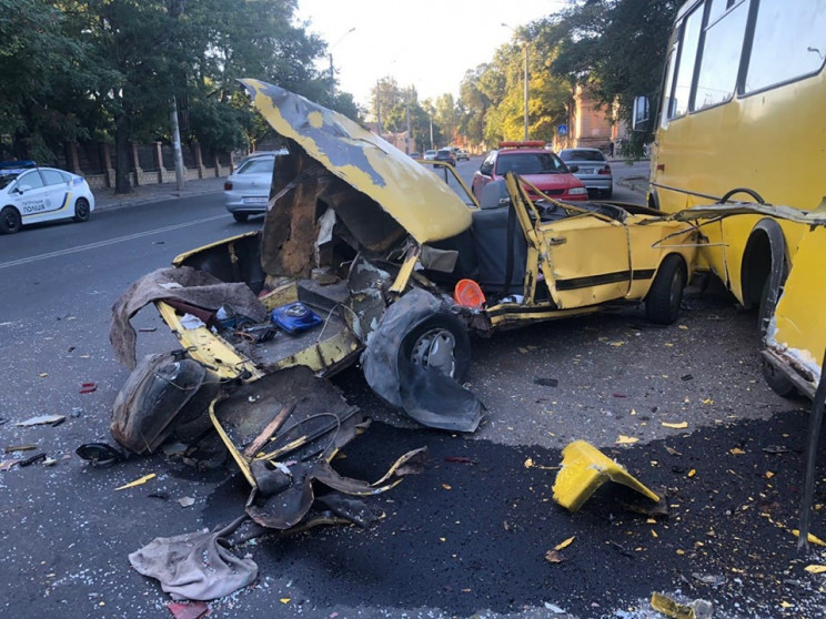 ДТП на Молдаванці: Постраждав водій ВАЗ…