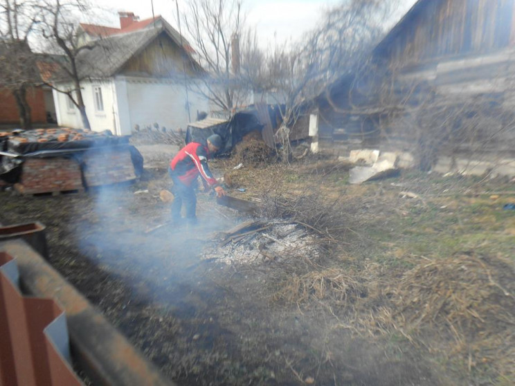 Вінничанин отруював димом своїх сусідів…