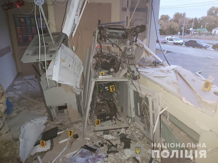 Подрыв банкомата в Харькове: Полиция отк…