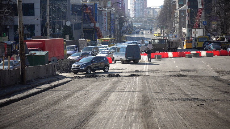 Як зносять Шулявський міст: Металобрухт…