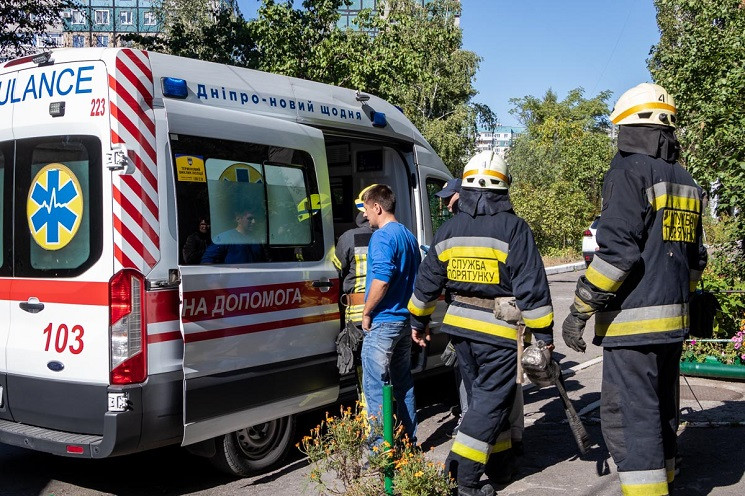 У Дніпрі школярка впала в шахту ліфта…