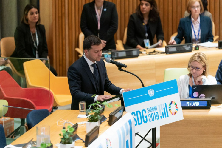 Зеленский выступил в ООН и попросил мир…