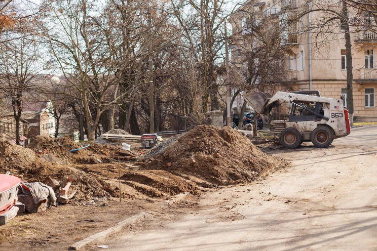 У Вінниці почали встановлювати "пам'ятни…