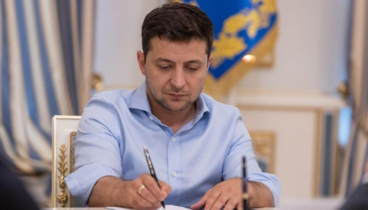 Зеленський підписав план розвитку Україн…