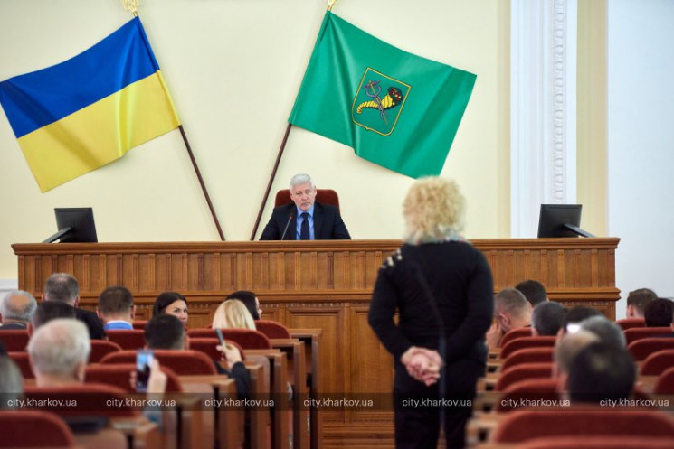 У Кернеса обіцяють гроші на перебудову "…