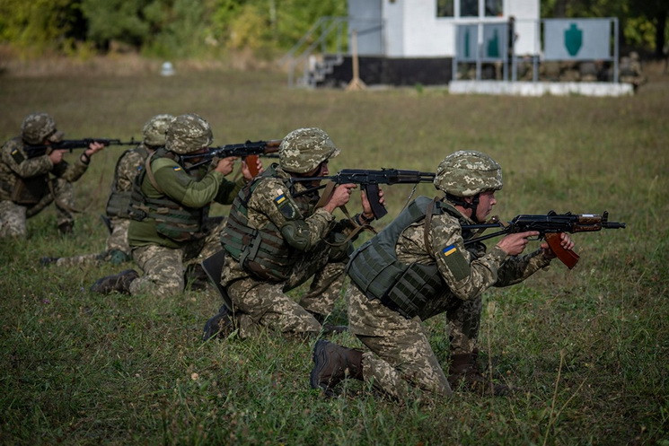 Военные на Днепропетровщине троллят подп…