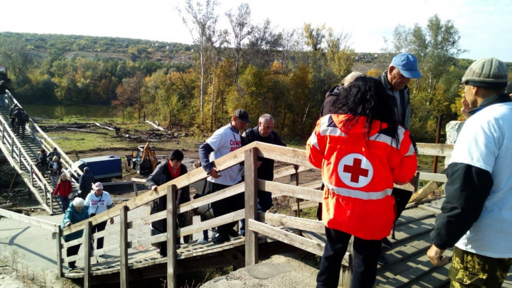 На Донбассе за полгода на КПВВ умерли 34…