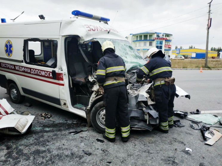 Троє людей травмувалися в ДТП вантажівки…