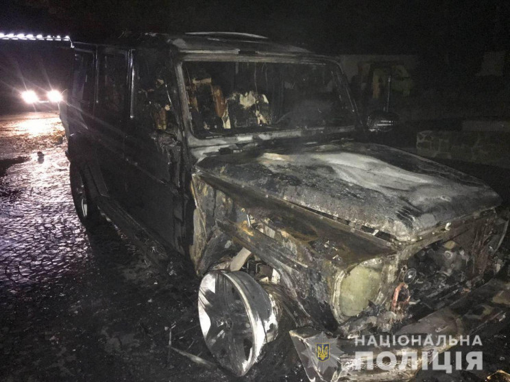 На Рівненщині спалили автівку депутата о…