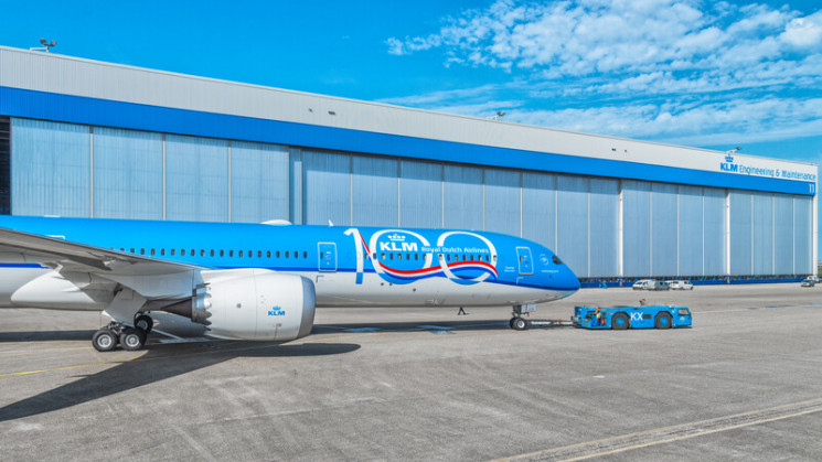KLM – 100 лет инноваций и заботы о плане…