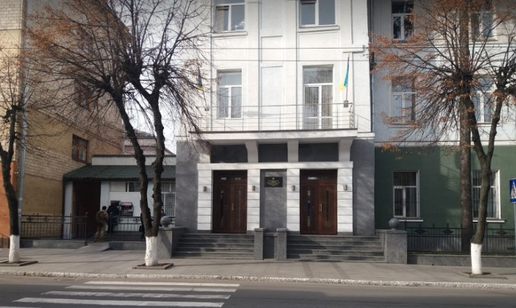 На околиці Вінниці пограбували підлітка…