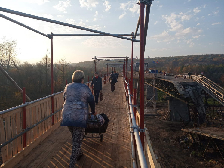 КПВВ у Станиці закрили та евакуювали люд…