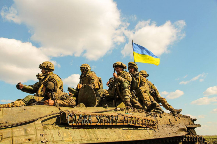 Бойовики на Донбасі гатять із заборонени…