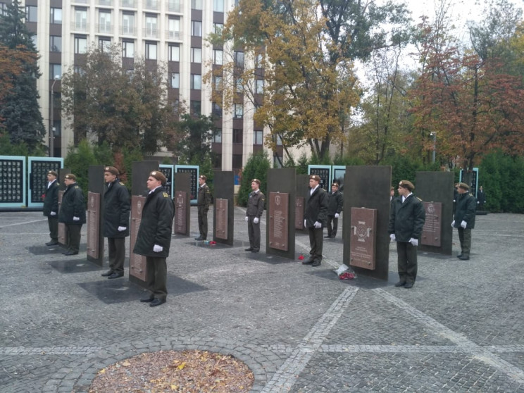 В Днепре День защитников Украины начался…