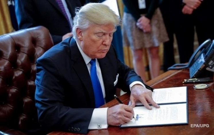 Трамп підписав санкції проти Туреччини,…
