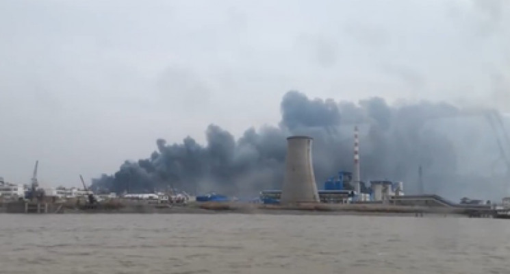 У Китаї вибухнув хімічний промпарк, шест…