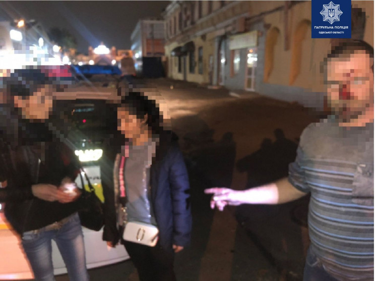 В центре Одессы две женщины побили и огр…