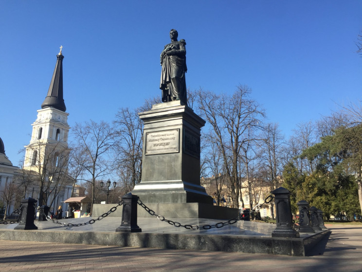 Пам'ятники в Одесі захистять антивандаль…