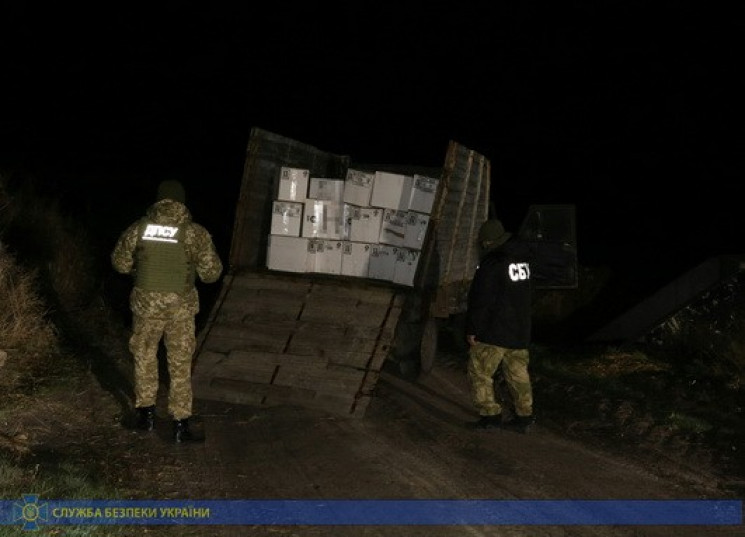 На Харьковщине силовики схватили контраб…