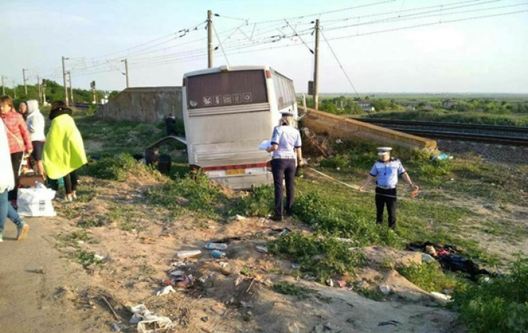 В Румынии автобус с одесситами попал в Д…