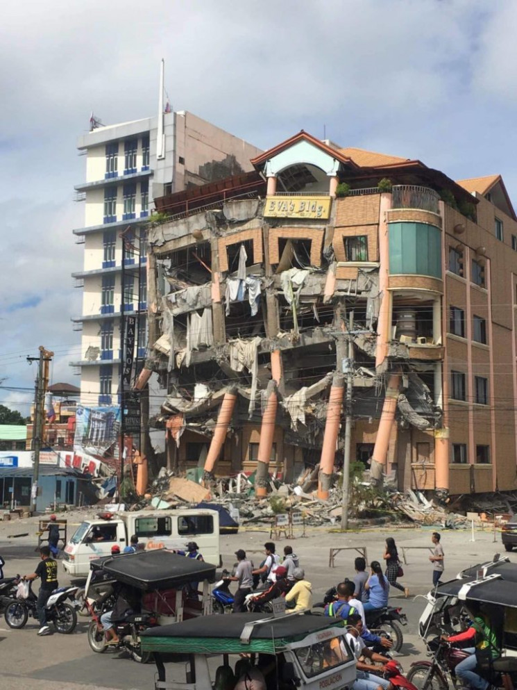 Землетрус на Філіппінах: Є загиблі, дім…