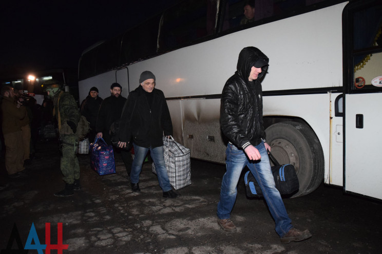 "ДНР" говорит, что готова к обмену пленн…
