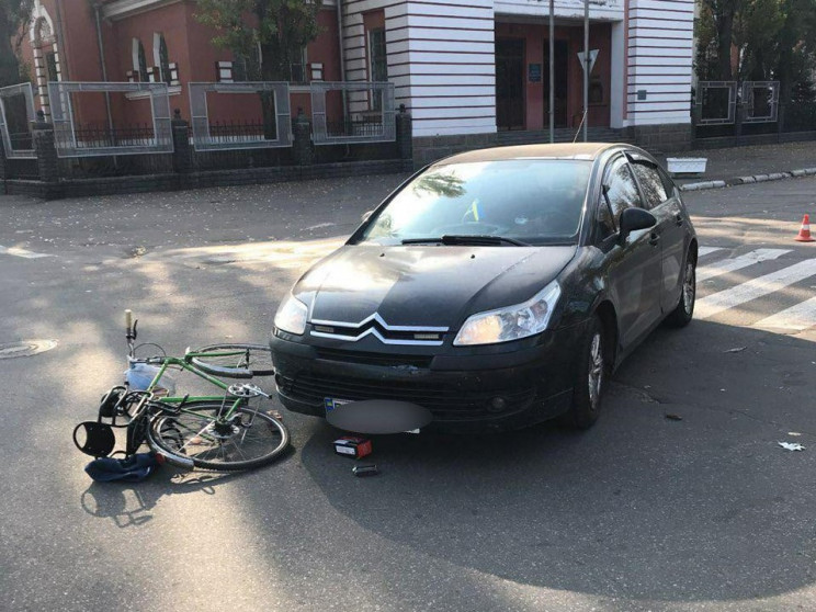 На Полтавщине легковушка сбила велосипед…