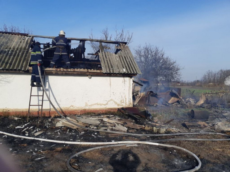 На Полтавщине во время пожара в доме обг…