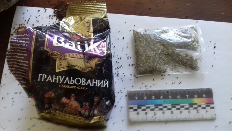 "Кайфовий" чай: У виправну колонію на Су…