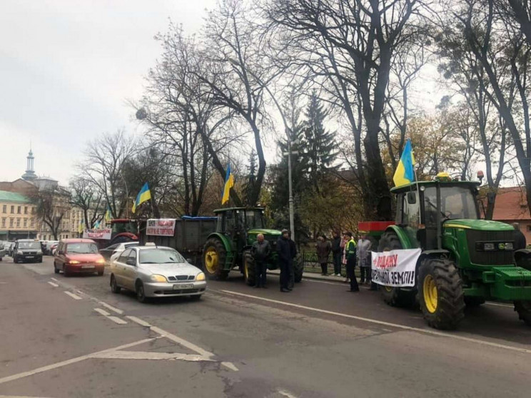 Як у Львові трактори повстали проти Маль…