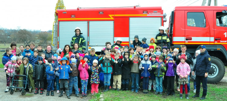 У Знам'янці рятувальники показували школ…