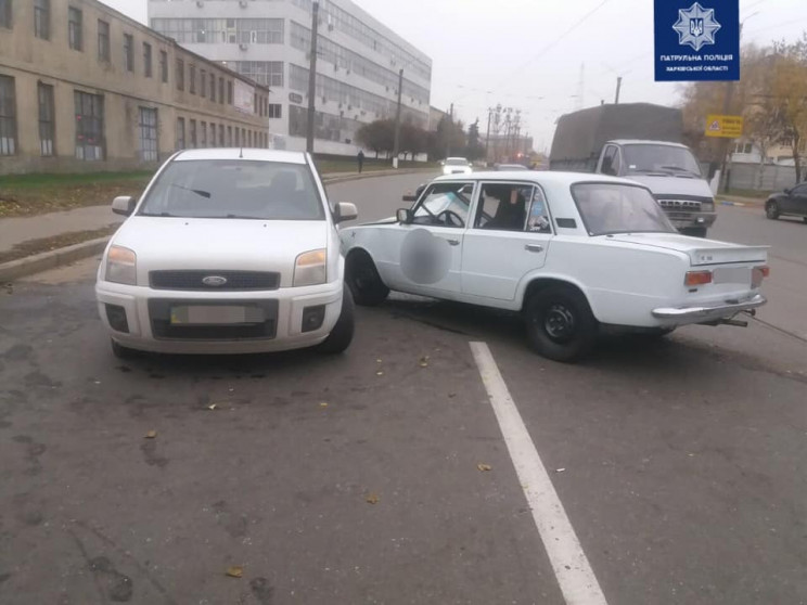 В Харькове нарушитель на Ford врезался в…