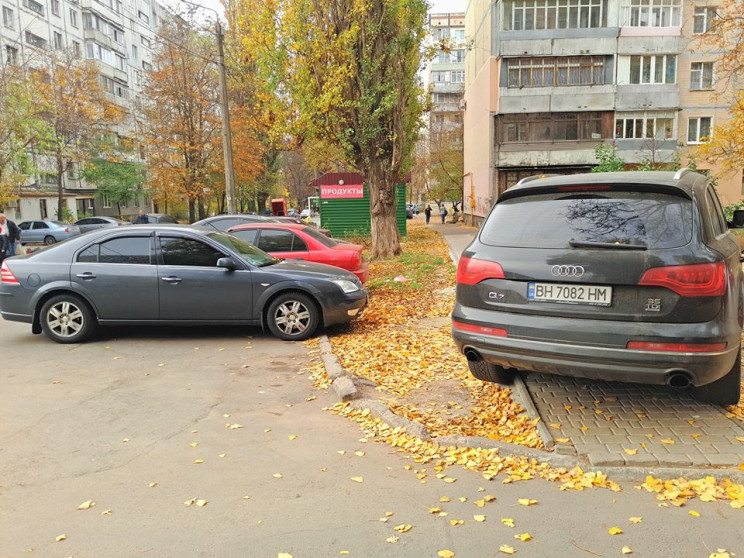 "Герои парковки": Как одесские "автоолен…