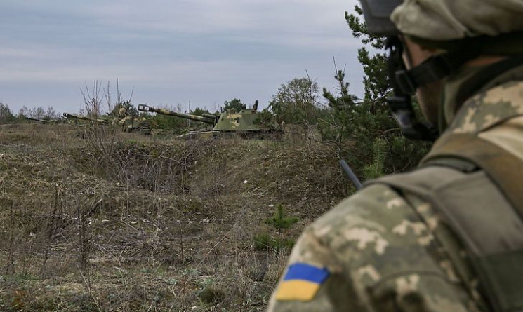 Боевики ударили противотанковыми ракетам…