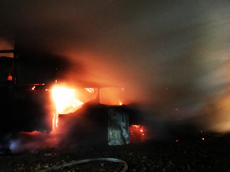 На Миколаївщині масштабну пожежу змогли…