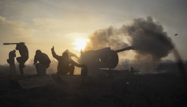 В бою на Приазовье боевики ранили бойца…