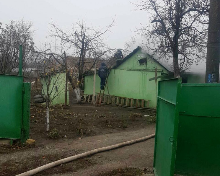В Миргороде на Полтавщине пожар уничтожи…