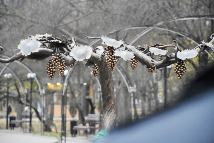 У парку Горького відкрили скульптуру на…