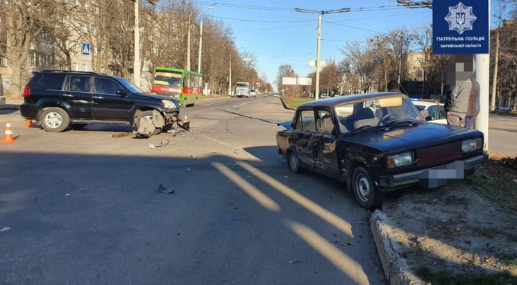 На Новых Домах водитель "Лексуса" протар…