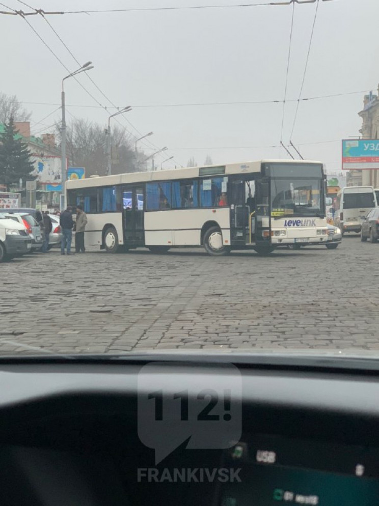 У Франківську через ДТП деякі тролейбуси…