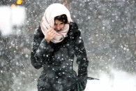 Зимовий дебют: У Києві сніжитиме, вітер…
