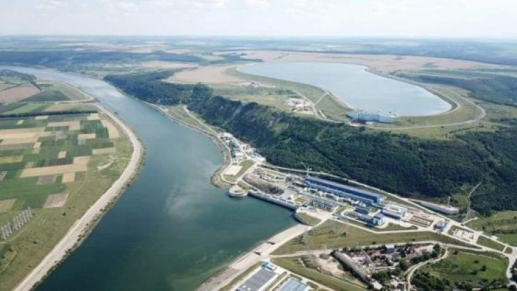 Приватизували й продали землі на Дністро…