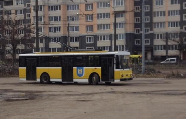 У Львові "перевдягнули" перший тролейбус…