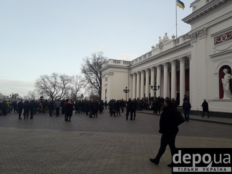 Перед початком виконкому біля Одеської м…