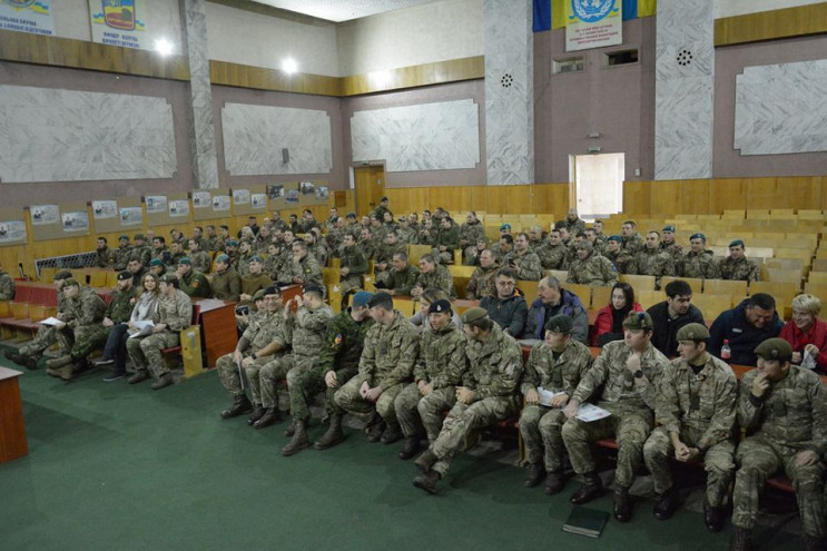 Близько ста військовослужбовців пройшли…