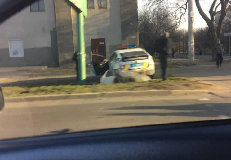 У Миколаєві сталися дві ДТП із поліцейсь…